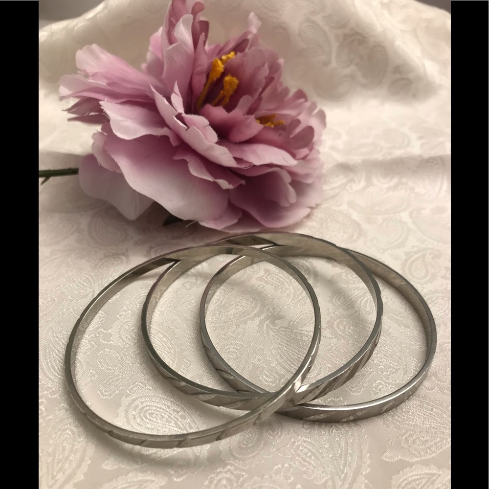 Vintage Silver Bangle Bracelets - image 4